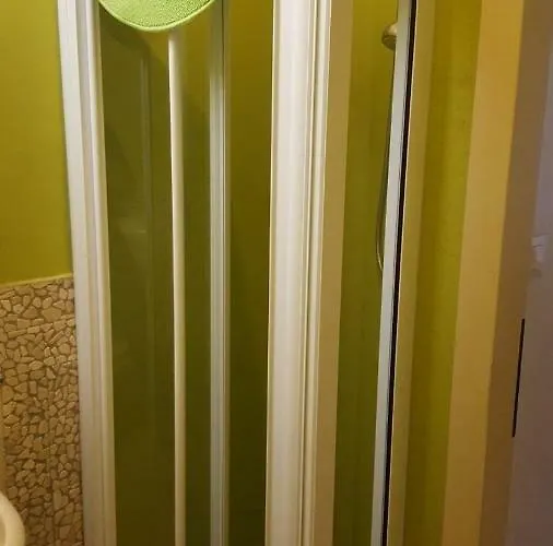 Carlo Mayr Apartament Ferrara